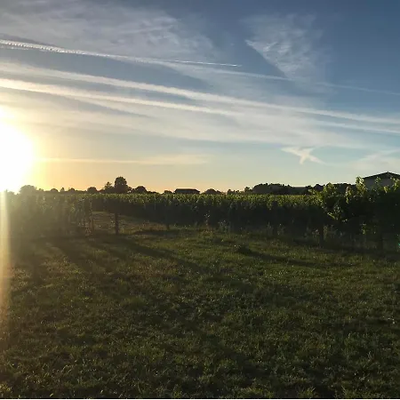 L'oree Des Vignes Country house